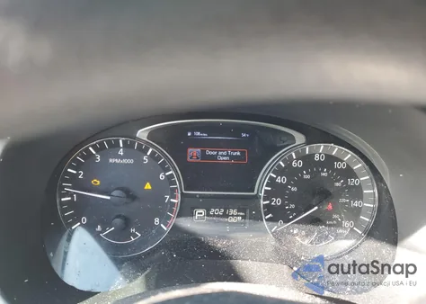 2014 Nissan Altima 2.5 из США, поврежденный, VIN 1N4AL3AP3EC107144